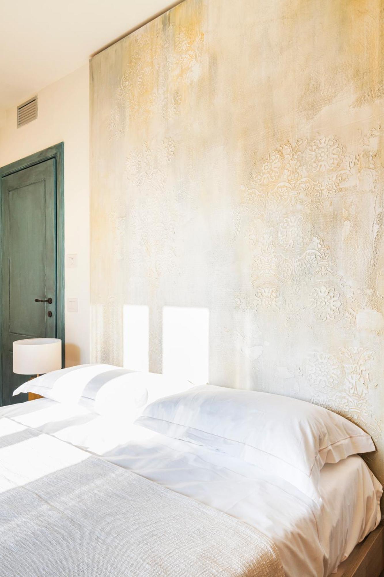 Asilo In Barolo Hotel Exterior photo