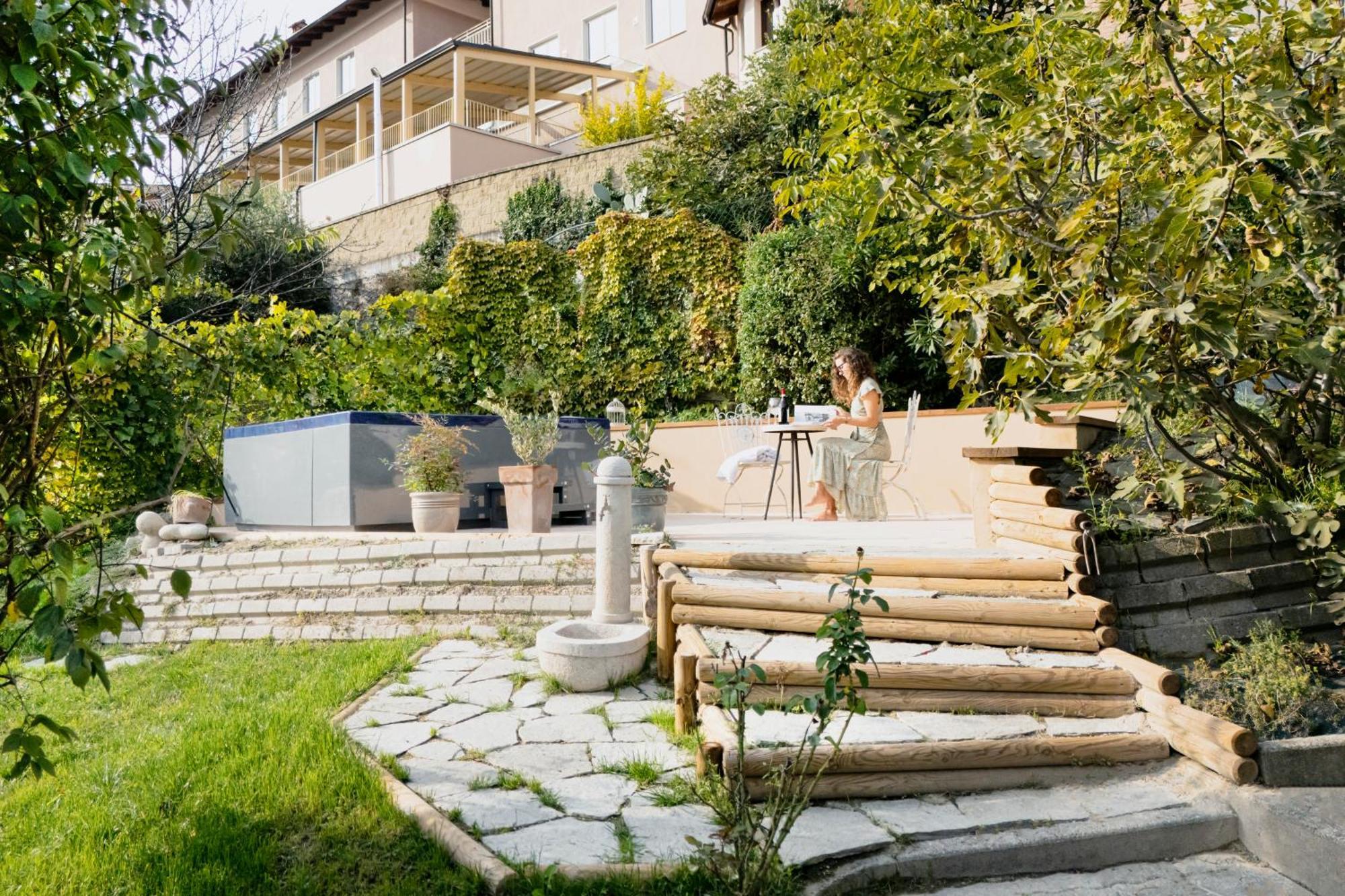 Asilo In Barolo Hotel Exterior photo